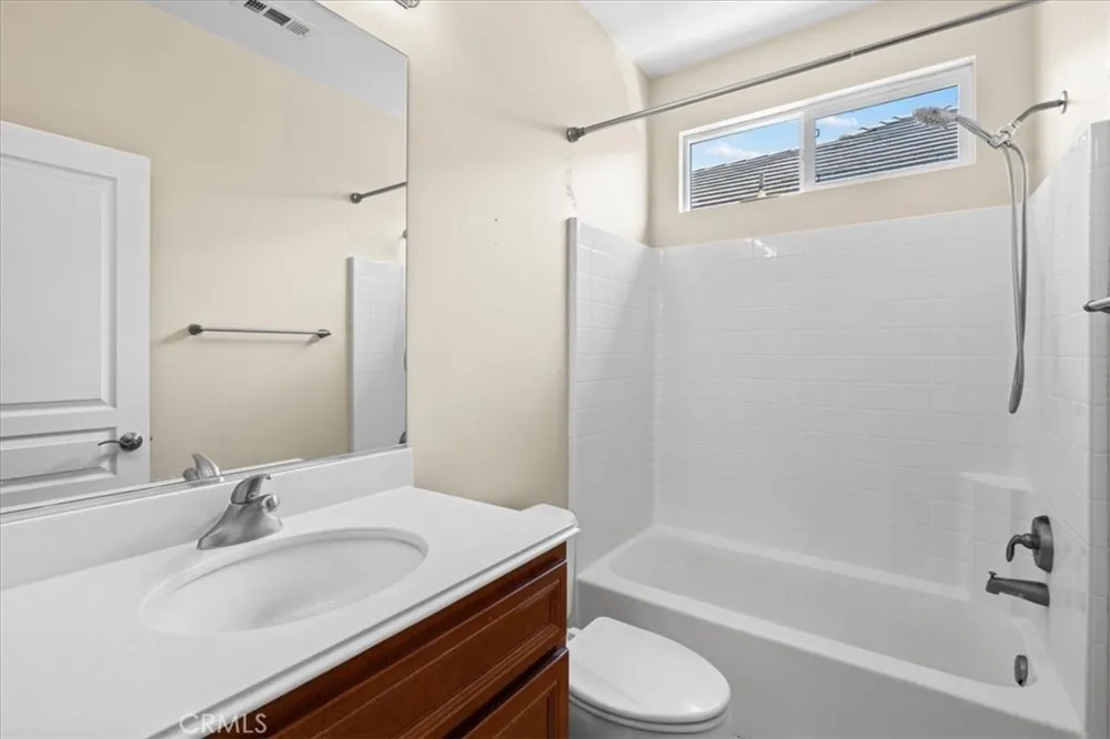125 Thistle Beaumont, CA 92223