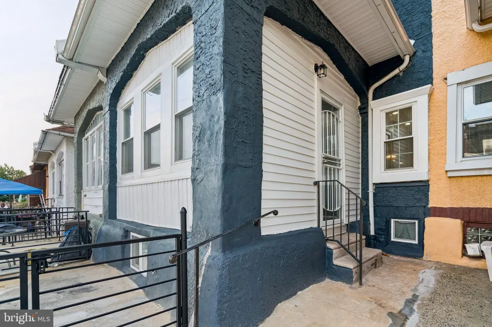 5028 N CAMAC ST Philadelphia, PA 19141