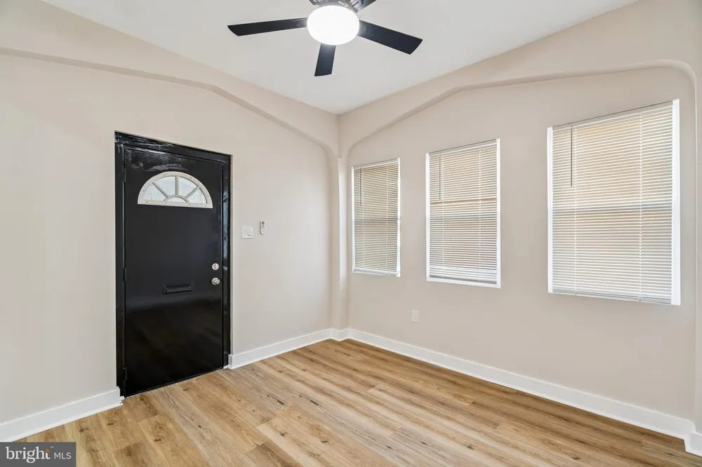 5028 N CAMAC ST Philadelphia, PA 19141