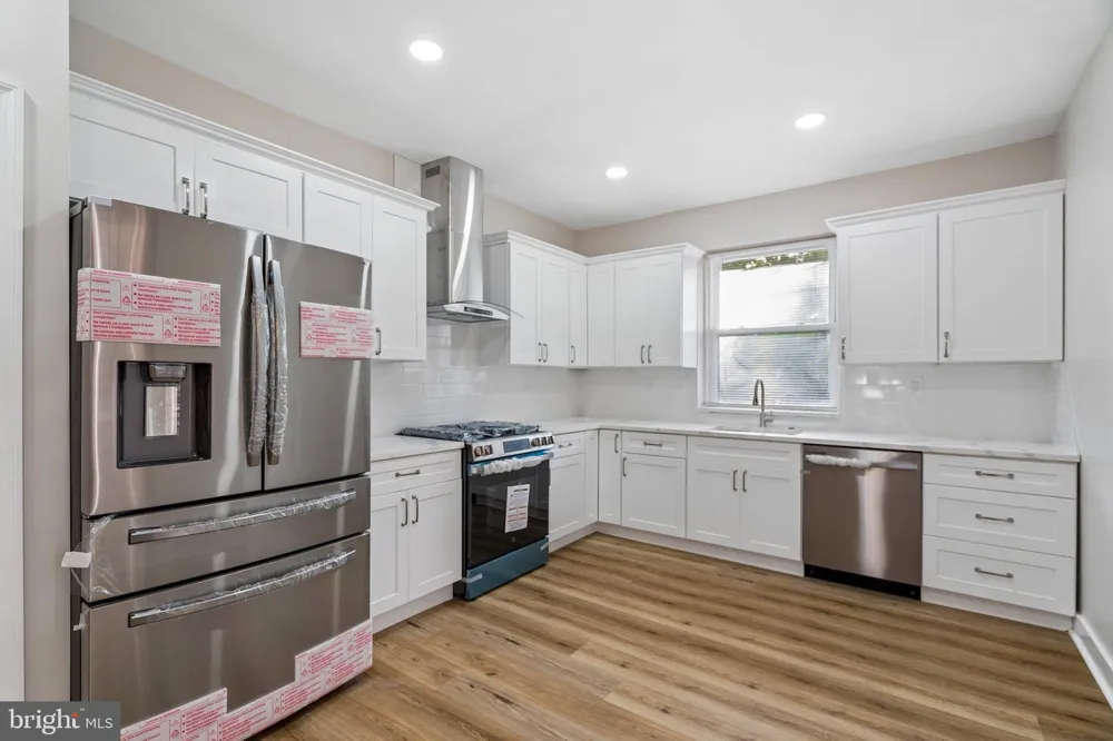 5028 N CAMAC ST Philadelphia, PA 19141