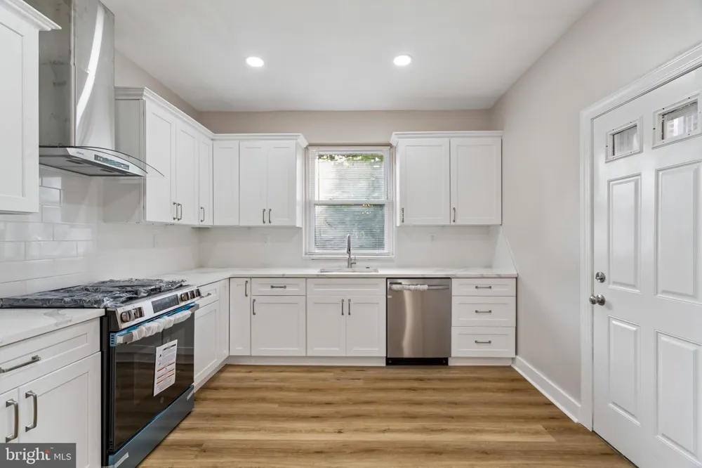 5028 N CAMAC ST Philadelphia, PA 19141