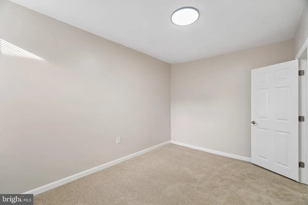 5028 N CAMAC ST Philadelphia, PA 19141