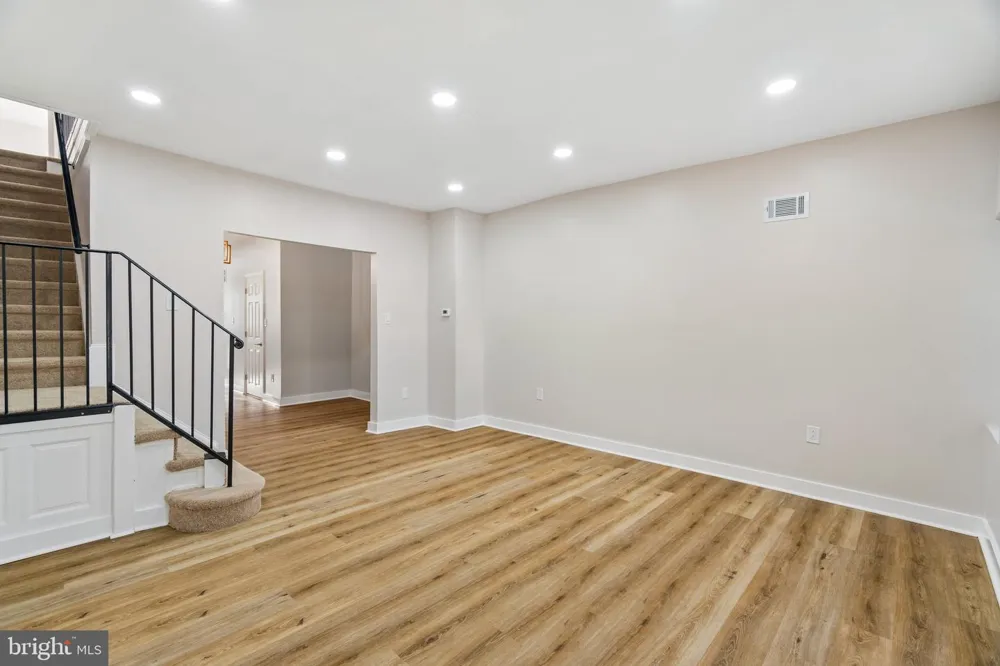 5028 N CAMAC ST Philadelphia, PA 19141