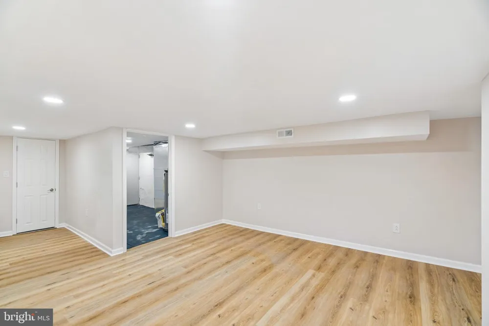 5028 N CAMAC ST Philadelphia, PA 19141