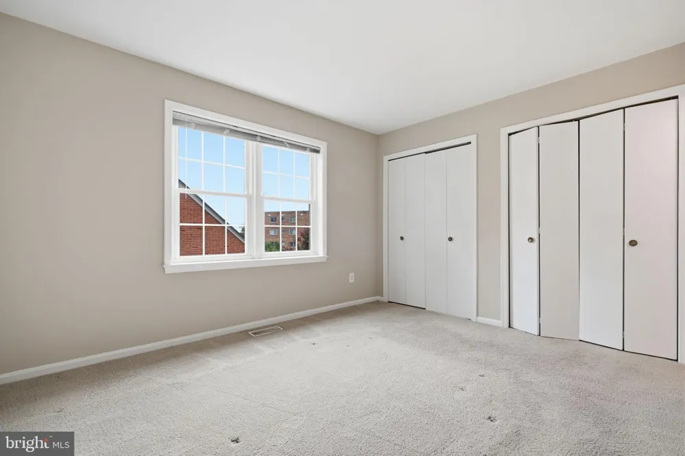 4915 7TH ROAD S Arlington, VA 22204