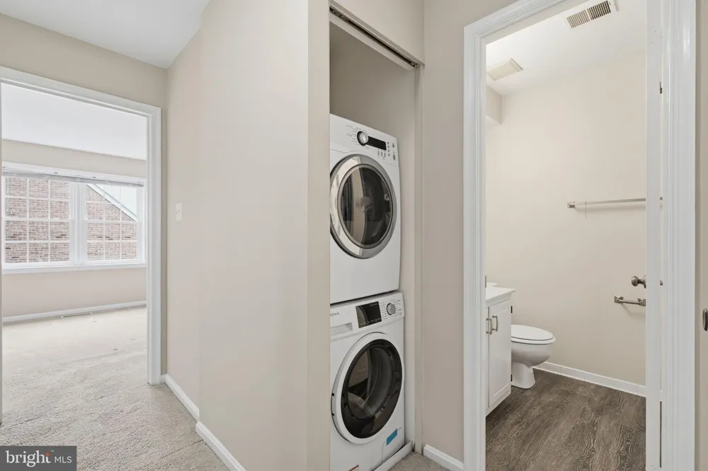 4915 7TH ROAD S Arlington, VA 22204
