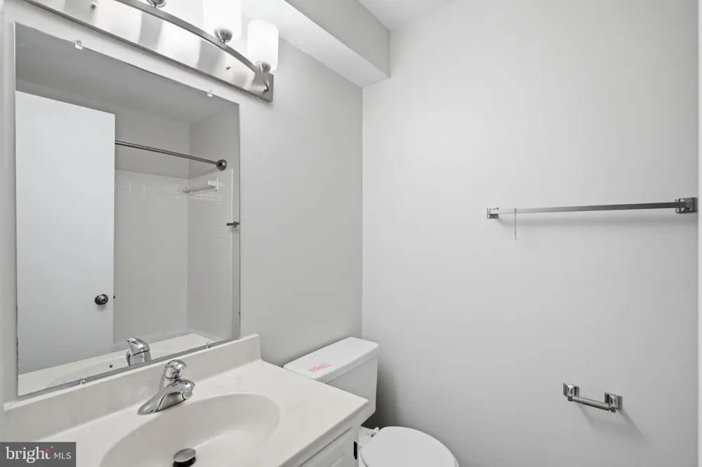 4915 7TH ROAD S Arlington, VA 22204