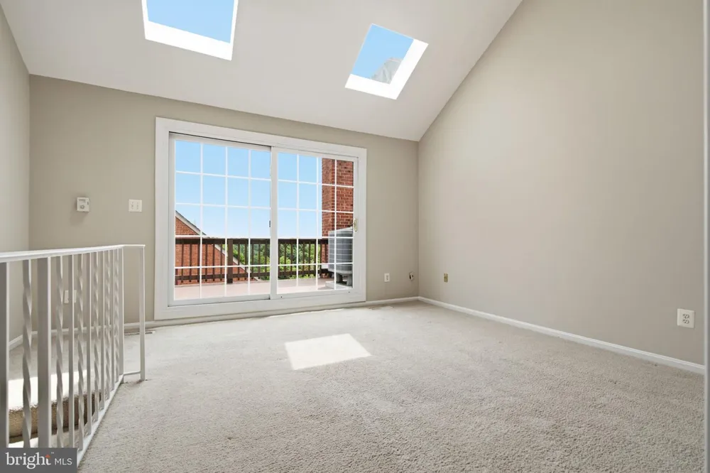 4915 7TH ROAD S Arlington, VA 22204