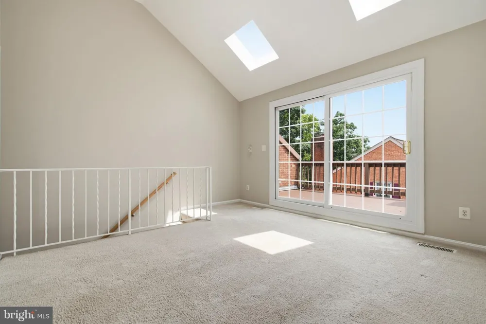 4915 7TH ROAD S Arlington, VA 22204