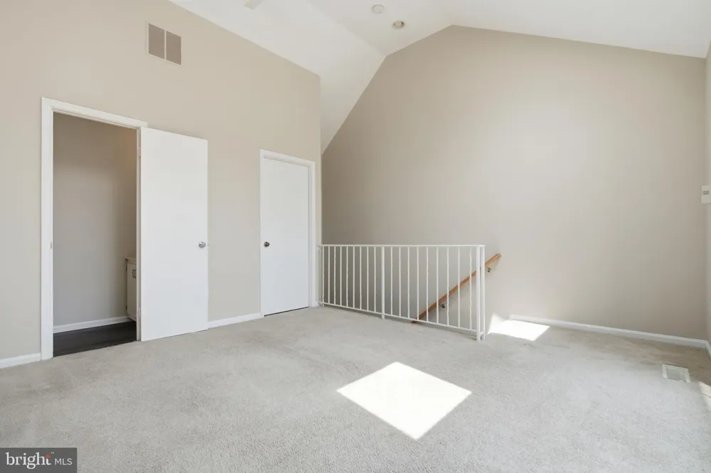 4915 7TH ROAD S Arlington, VA 22204