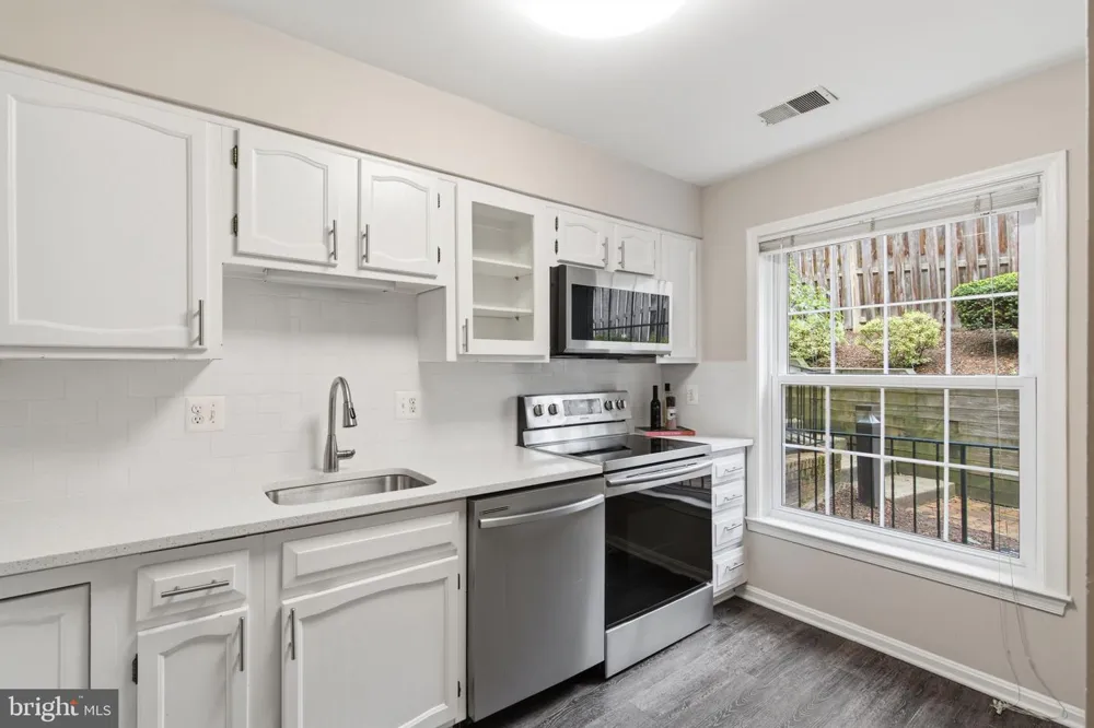 4915 7TH ROAD S Arlington, VA 22204