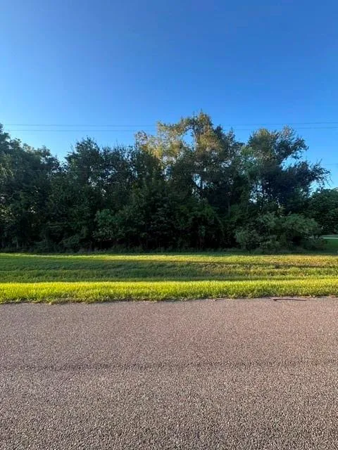 1039 W Point Drive