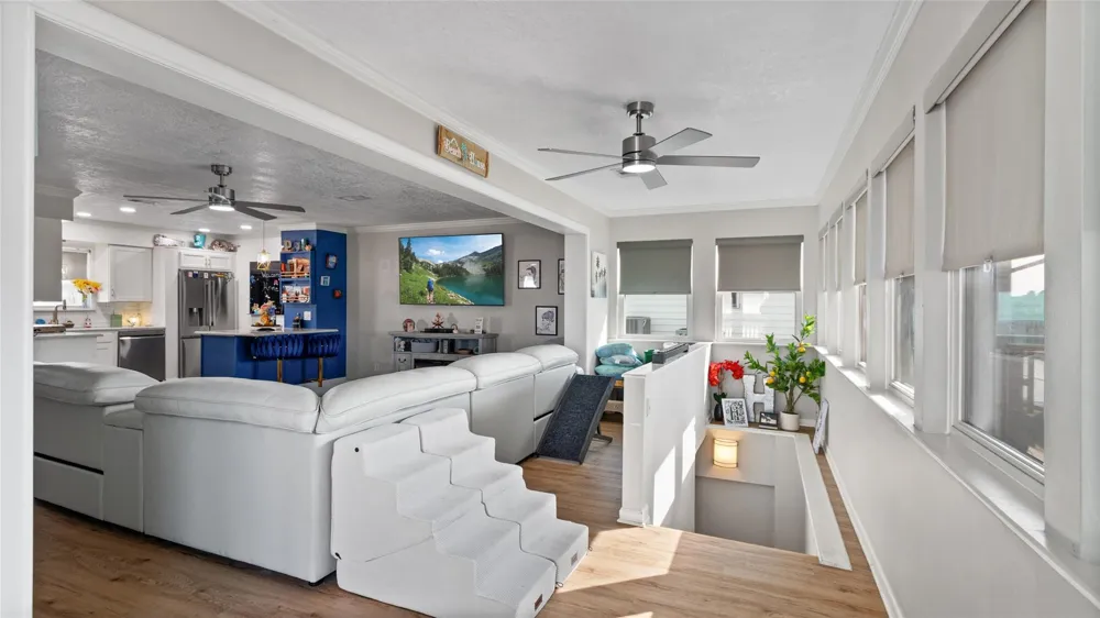 261 Barracuda Street Bayou Vista, TX 77563