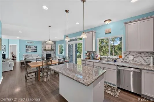 126 Parker Ortonville Village, MI 48462