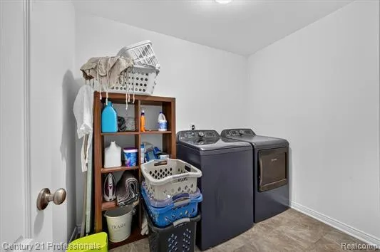 126 Parker Ortonville Village, MI 48462