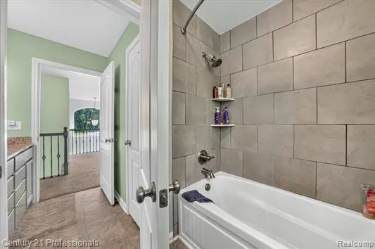 126 Parker Ortonville Village, MI 48462