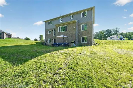 126 Parker Ortonville Village, MI 48462