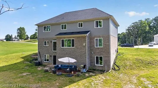 126 Parker Ortonville Village, MI 48462