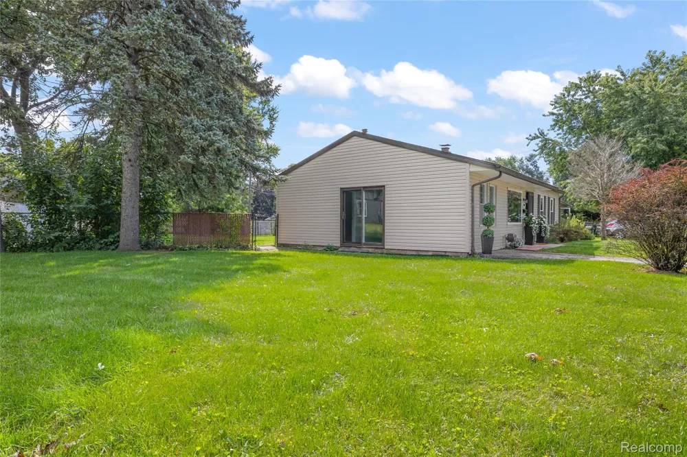 6119 Marcy Street Green Oak Township, MI 48116