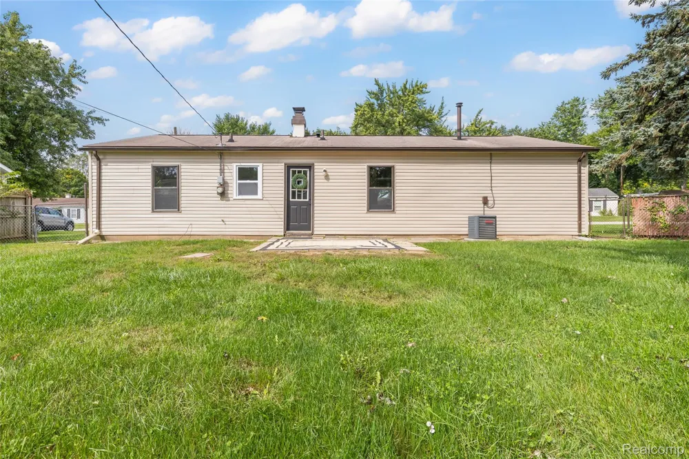 6119 Marcy Street Green Oak Township, MI 48116
