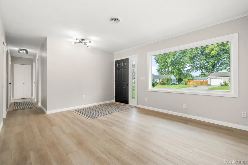 6119 Marcy Street Green Oak Township, MI 48116