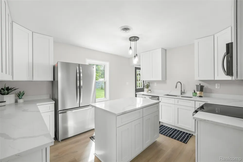 6119 Marcy Street Green Oak Township, MI 48116