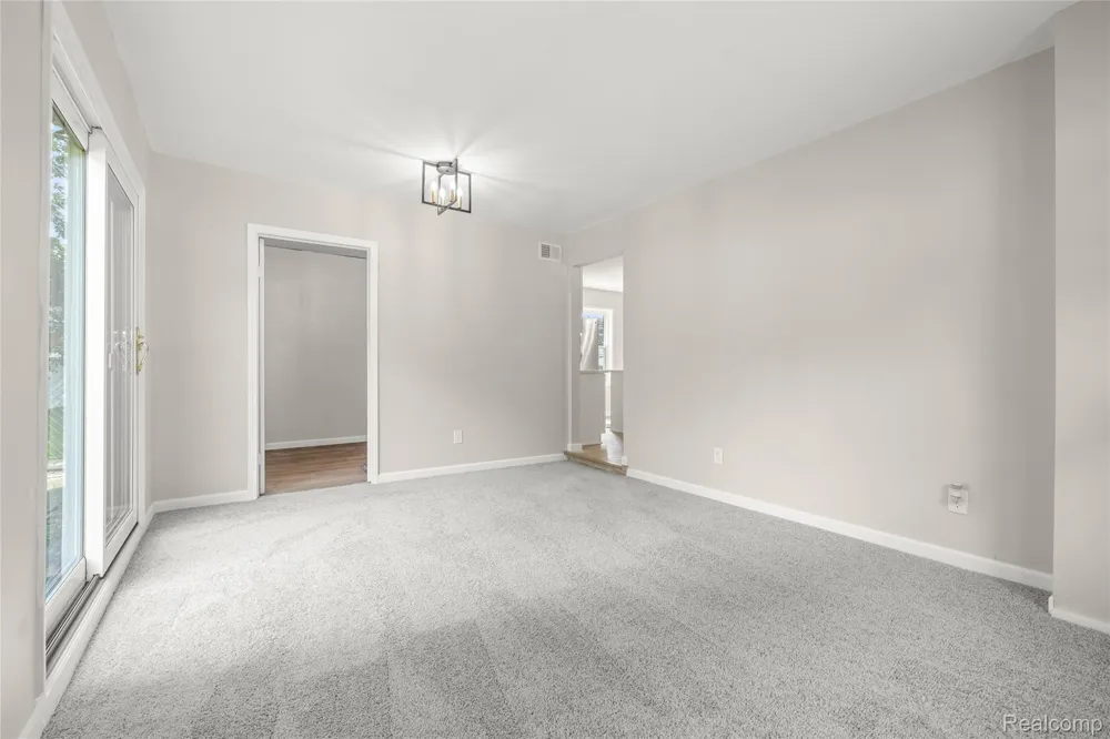 6119 Marcy Street Green Oak Township, MI 48116