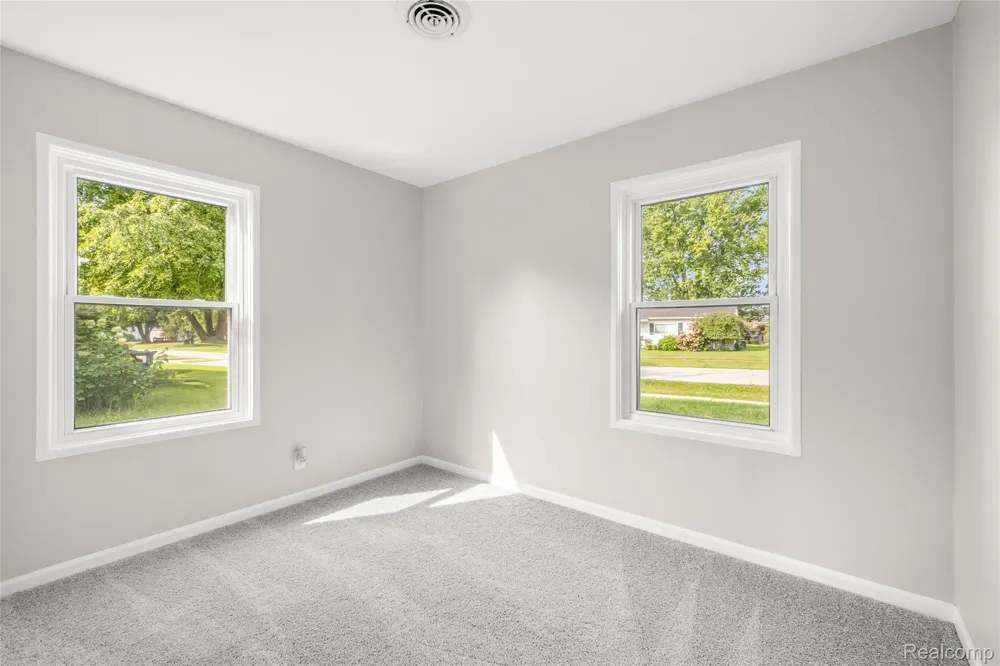 6119 Marcy Street Green Oak Township, MI 48116