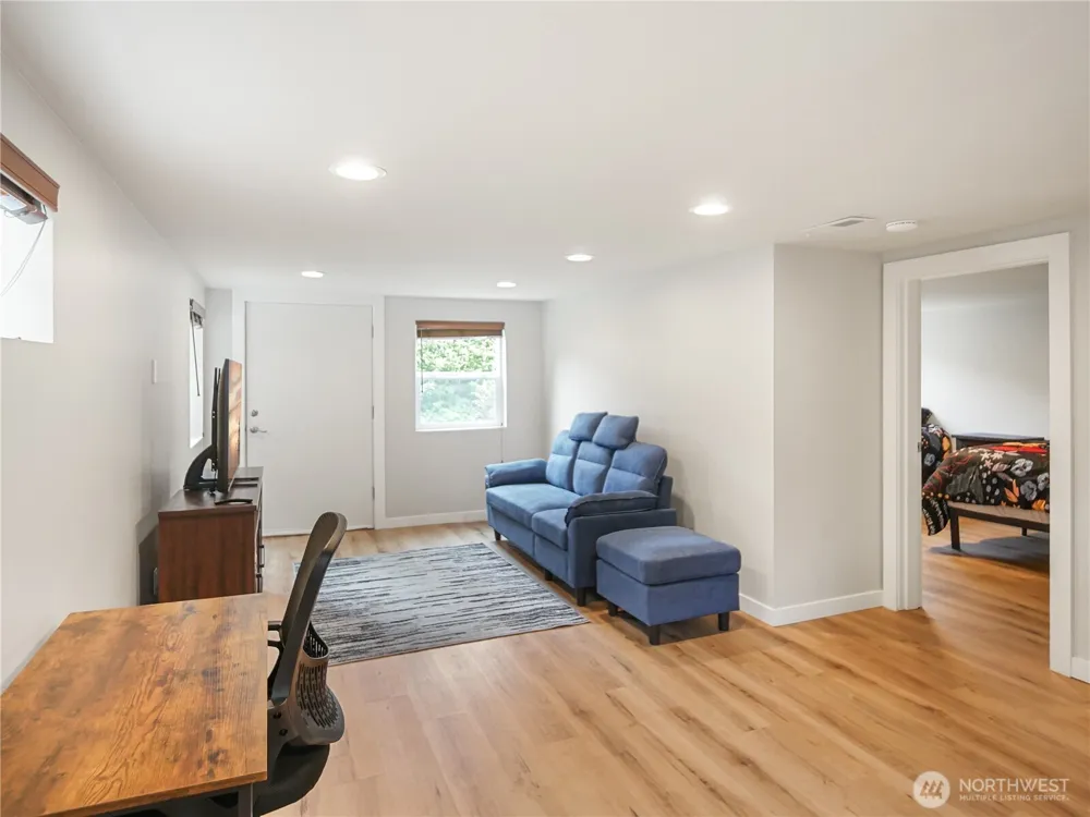 205 NW 101st Street Seattle, WA 98177