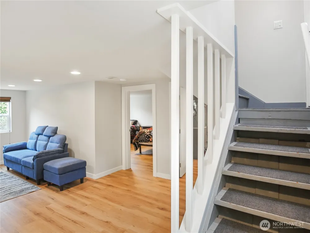 205 NW 101st Street Seattle, WA 98177