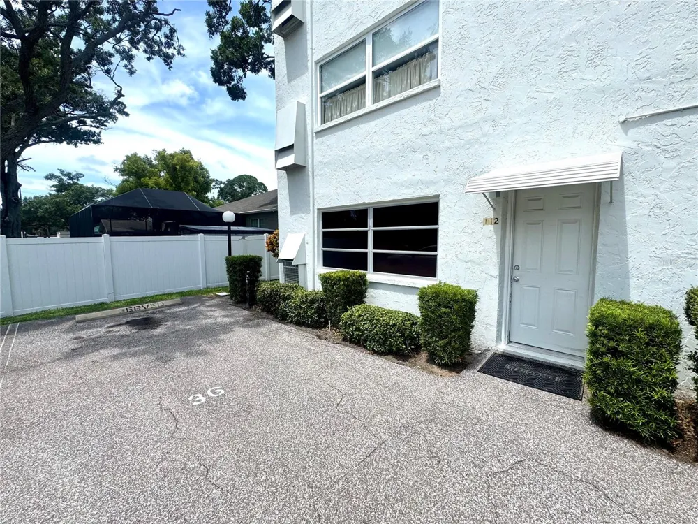 5060 76TH AVENUE #112 Pinellas Park, FL 33781