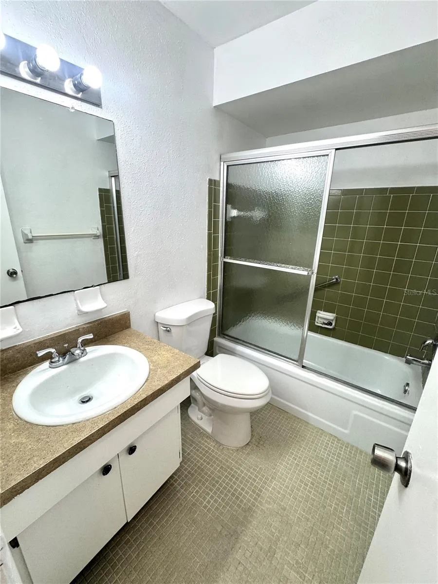 5060 76TH AVENUE #112 Pinellas Park, FL 33781