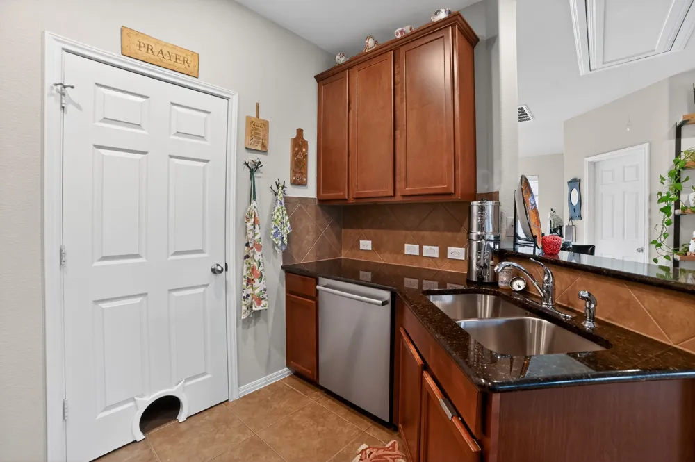 3101 Davis Lane #9101 Austin, TX 78748