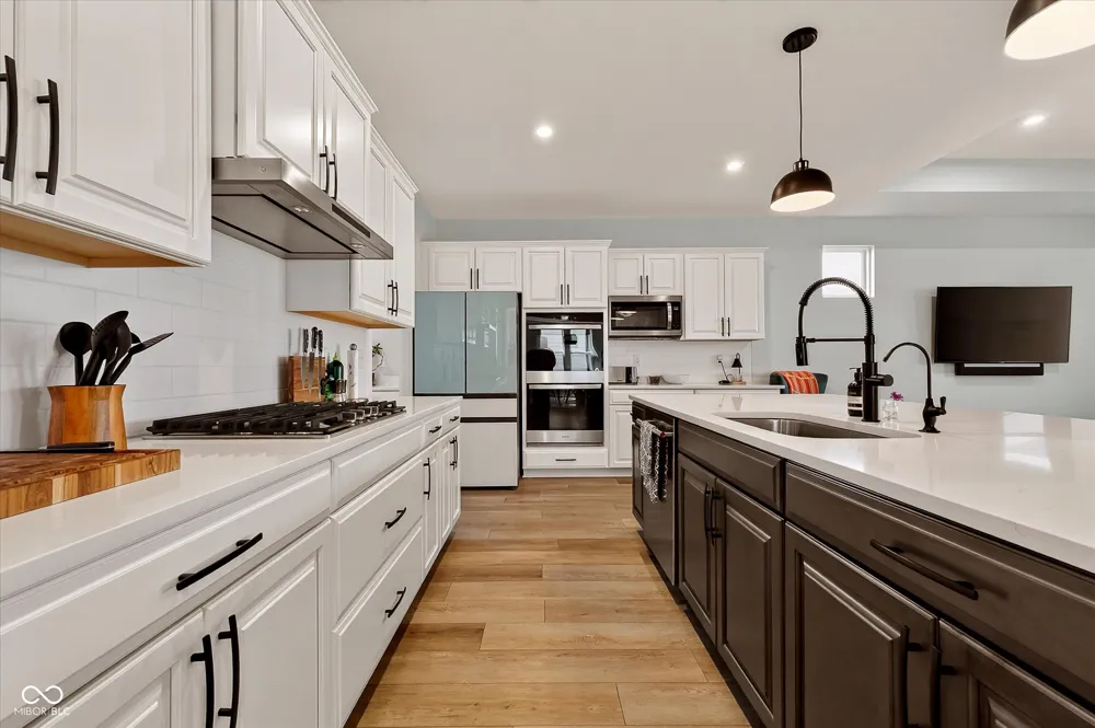 128 Creststone Boulevard Westfield, IN 46074