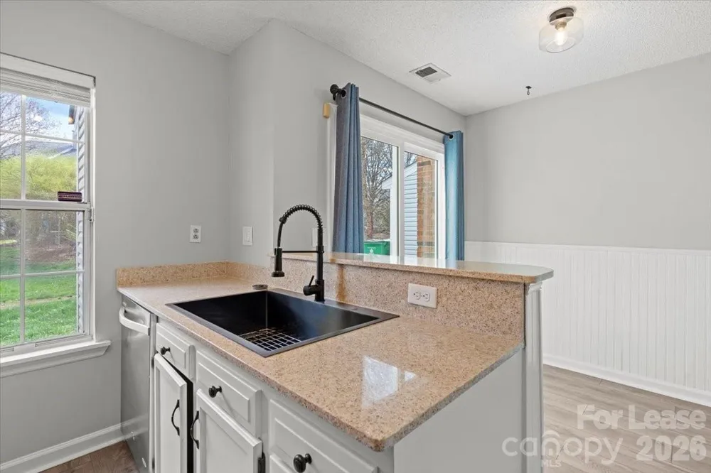 8289 Golf Ridge Drive Charlotte, NC 28277
