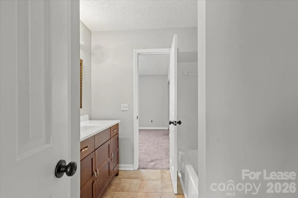 8289 Golf Ridge Drive Charlotte, NC 28277