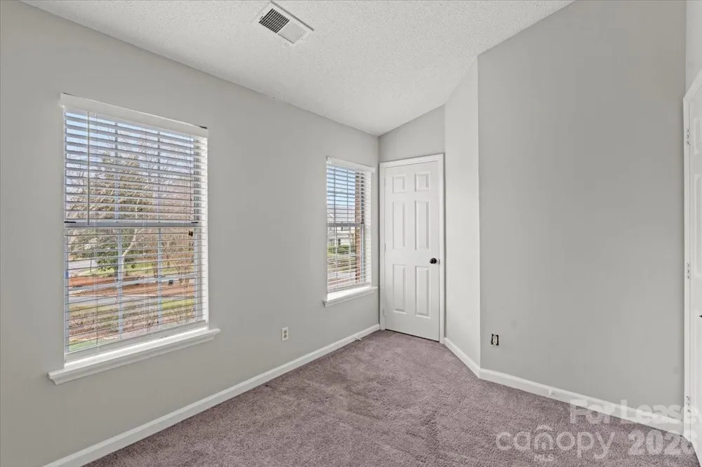 8289 Golf Ridge Drive Charlotte, NC 28277