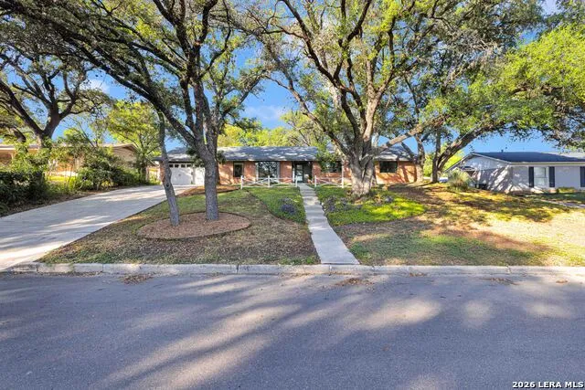 127 Highview Dr San Antonio, TX 78228
