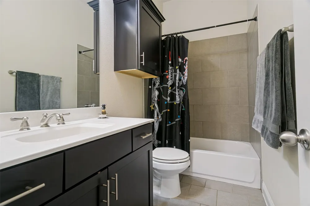 2662 Sherwood Drive Lewisville, TX 75067