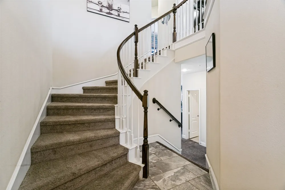 2662 Sherwood Drive Lewisville, TX 75067