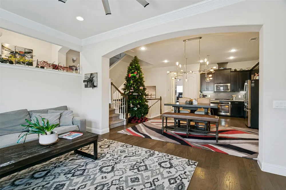 2662 Sherwood Drive Lewisville, TX 75067