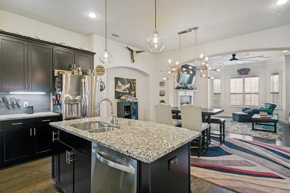 2662 Sherwood Drive Lewisville, TX 75067