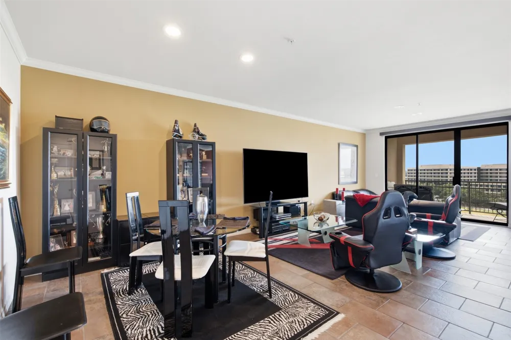 330 Las Colinas Boulevard E #1216 Irving, TX 75039