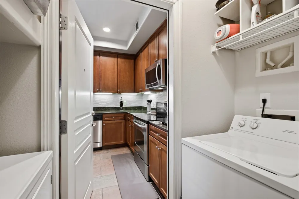 330 Las Colinas Boulevard E #1216 Irving, TX 75039