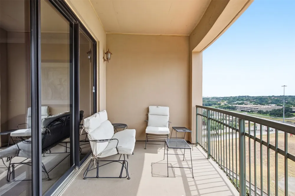 330 Las Colinas Boulevard E #1216 Irving, TX 75039