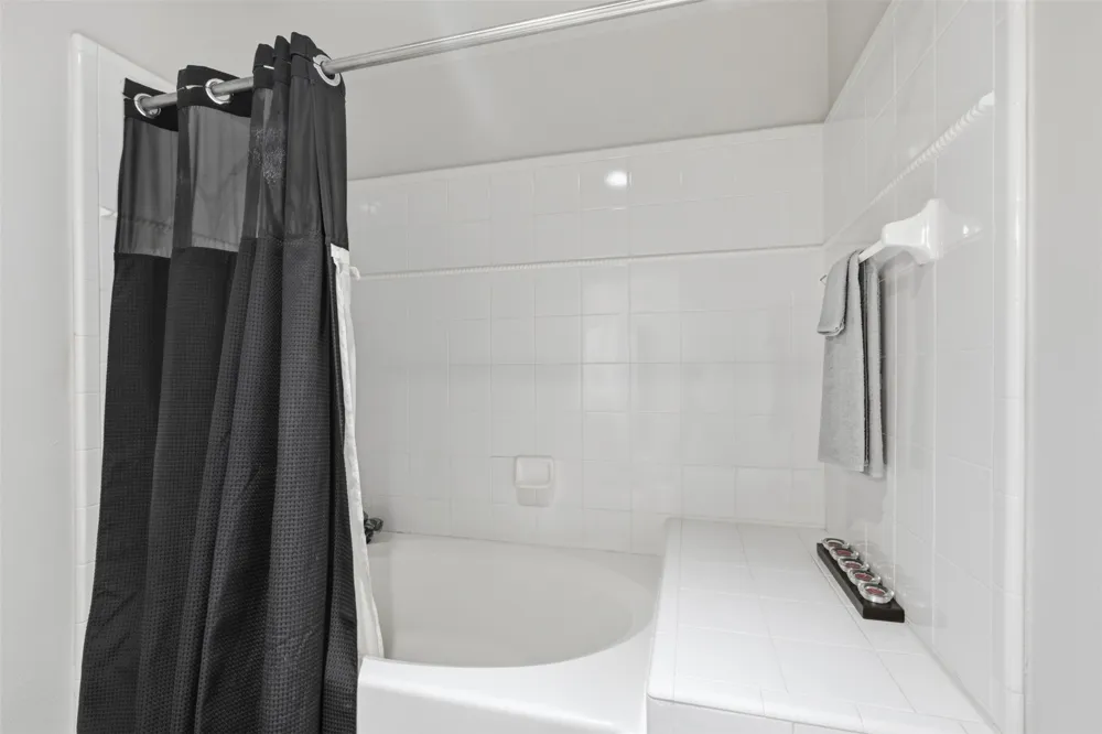 330 Las Colinas Boulevard E #1216 Irving, TX 75039
