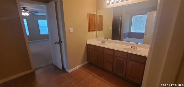 249 Nomad Cibolo, TX 78108