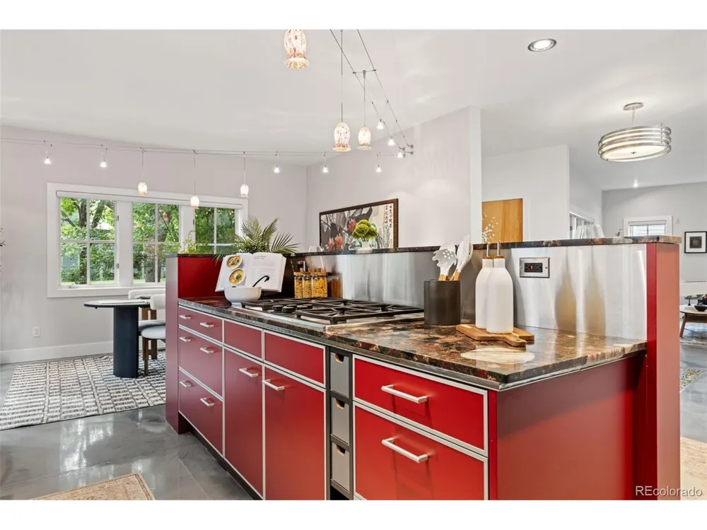 821 Incorrigible Circle Longmont, CO 80504