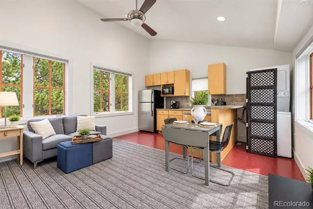 821 Incorrigible Circle Longmont, CO 80504