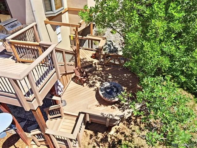 5961 Crestbrook Drive Morrison, CO 80465